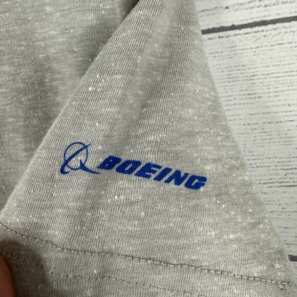 Boeing Womens Large We Can Do It Rosie Riveter Short Sleeve Graphic T-Shirt Gray - Picture 5 of 10